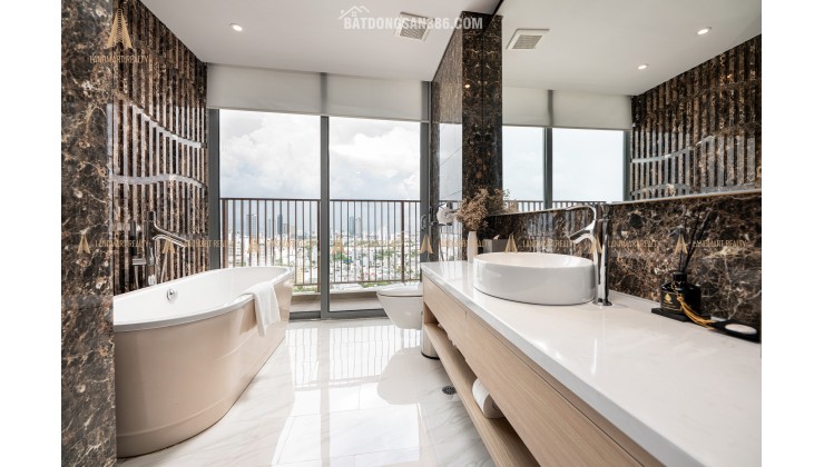 Căn hộ 5* trực diện biển Mỹ Khê Đà Nẵng, bàn giao luôn, full nội thất nhận nhà ngay chỉ từ 2tỷ